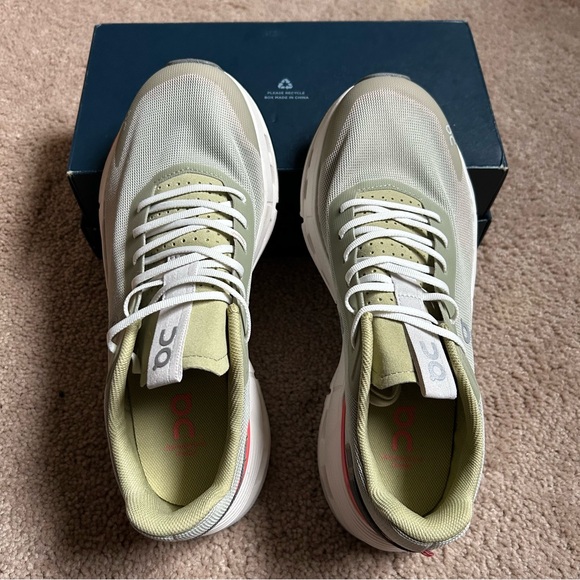 On Running Women’s Cloudnova Form 2 Lace-Up Sneakers in Chalk / Salmon Size 8 - Picture 8 of 14